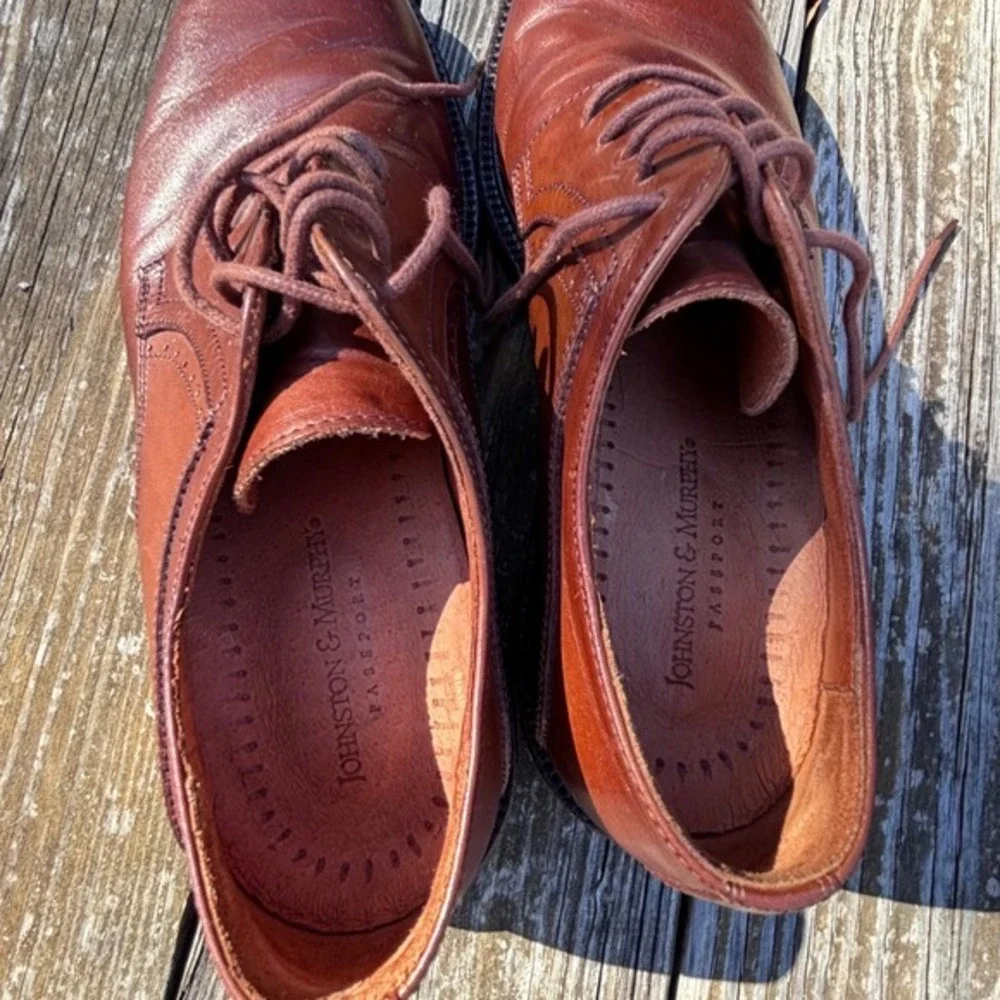 Johnston & Murphy rubber material